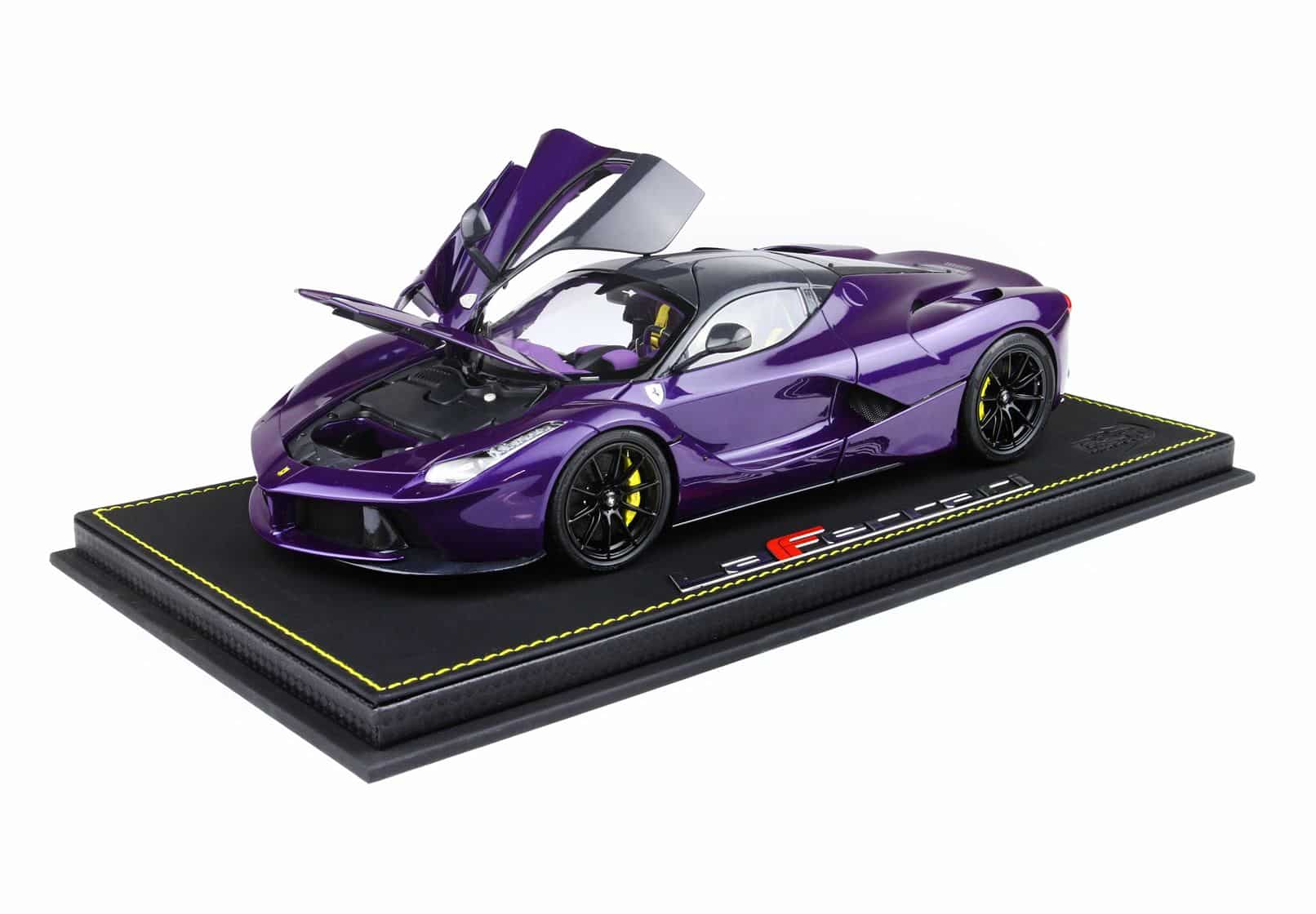 BBR-Ferrari-LaFerrari-BBR182237DIE-Purple2.JPG