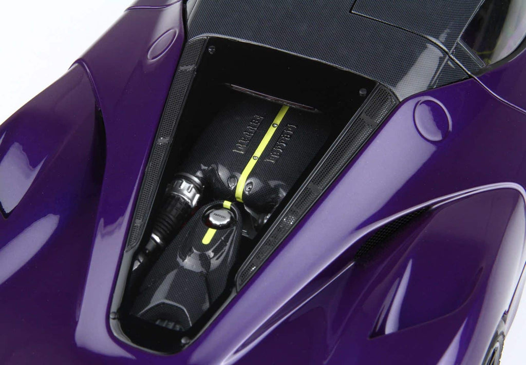 BBR-Ferrari-LaFerrari-BBR182237DIE-Purple7.JPG