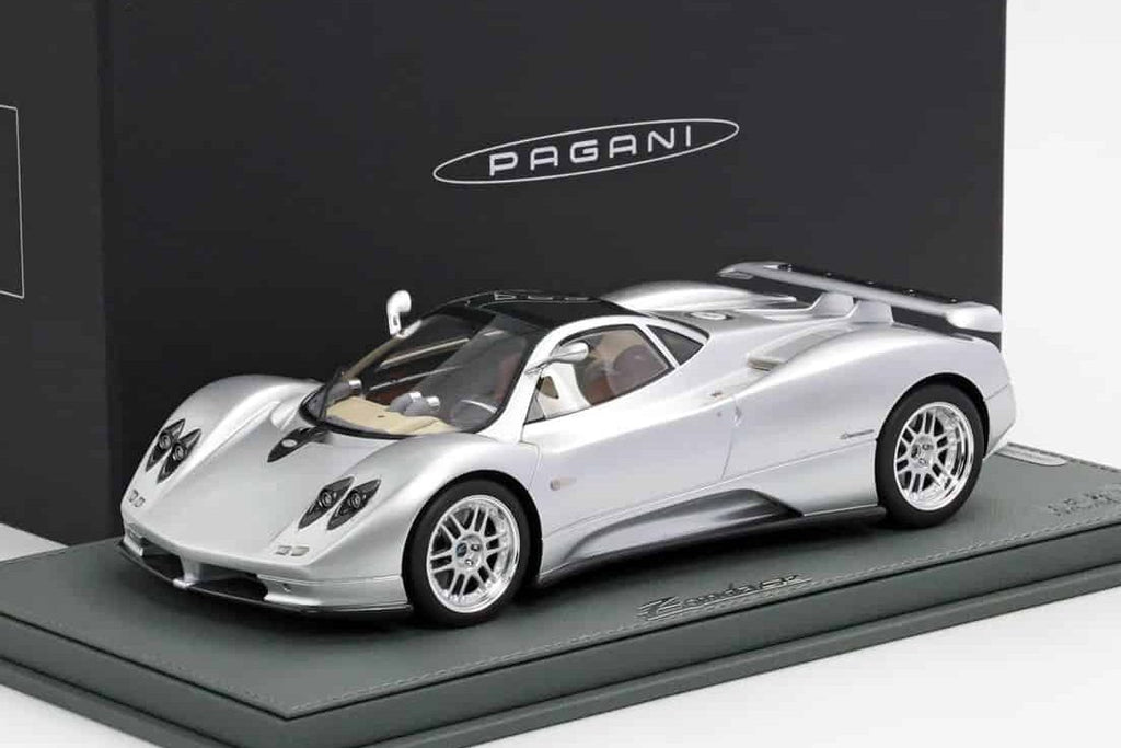 BBR-P18170A-Pagani-Zonda-C12-001-1999-Silver-6.JPG-e1770721228968.jpg