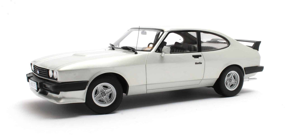 CULT-SCALE-FORD-CAPRI-2.8-CML215.jpg