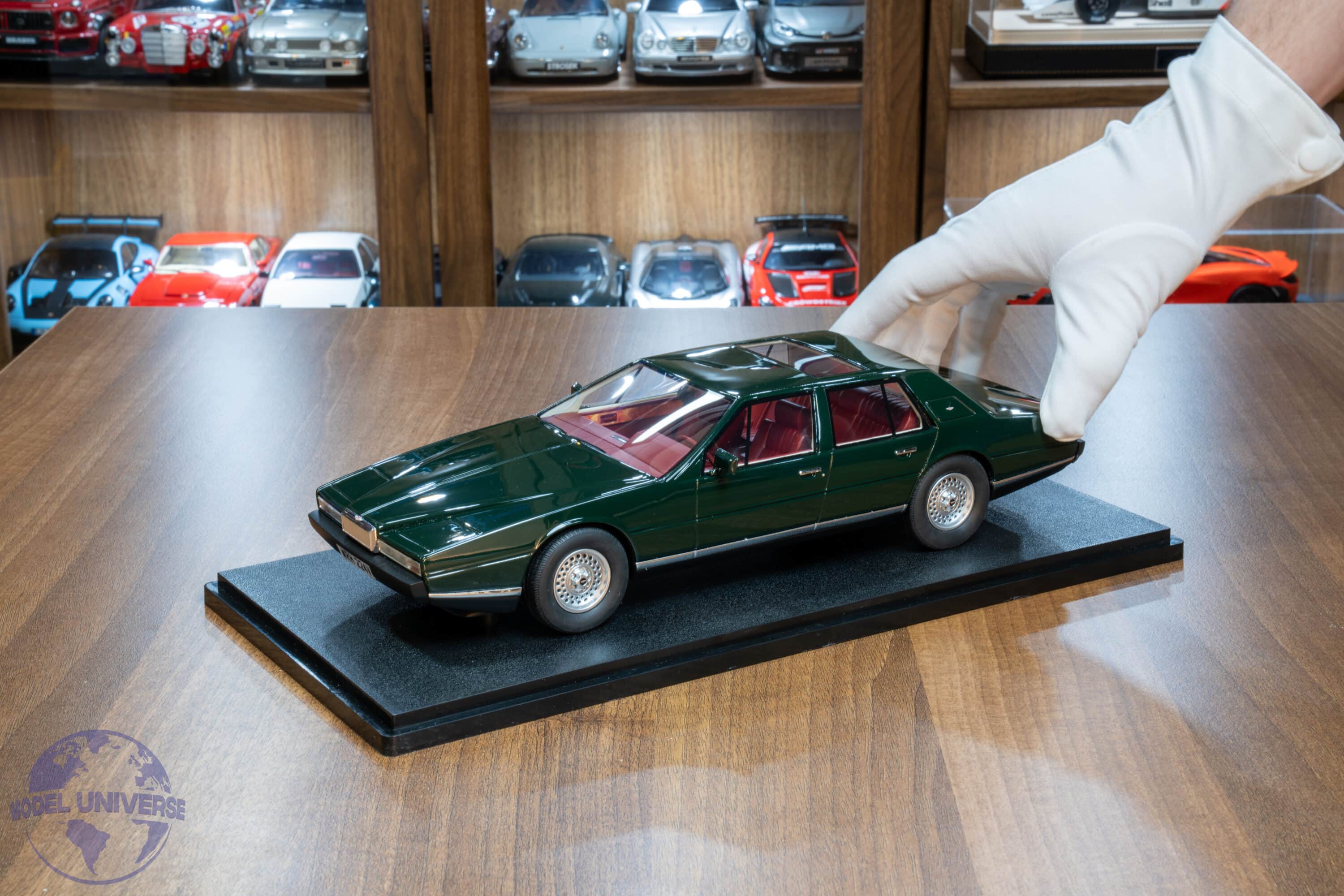 Cult-CML014-5-Aston-Martin-Lagonda-Green-3-scaled.jpg
