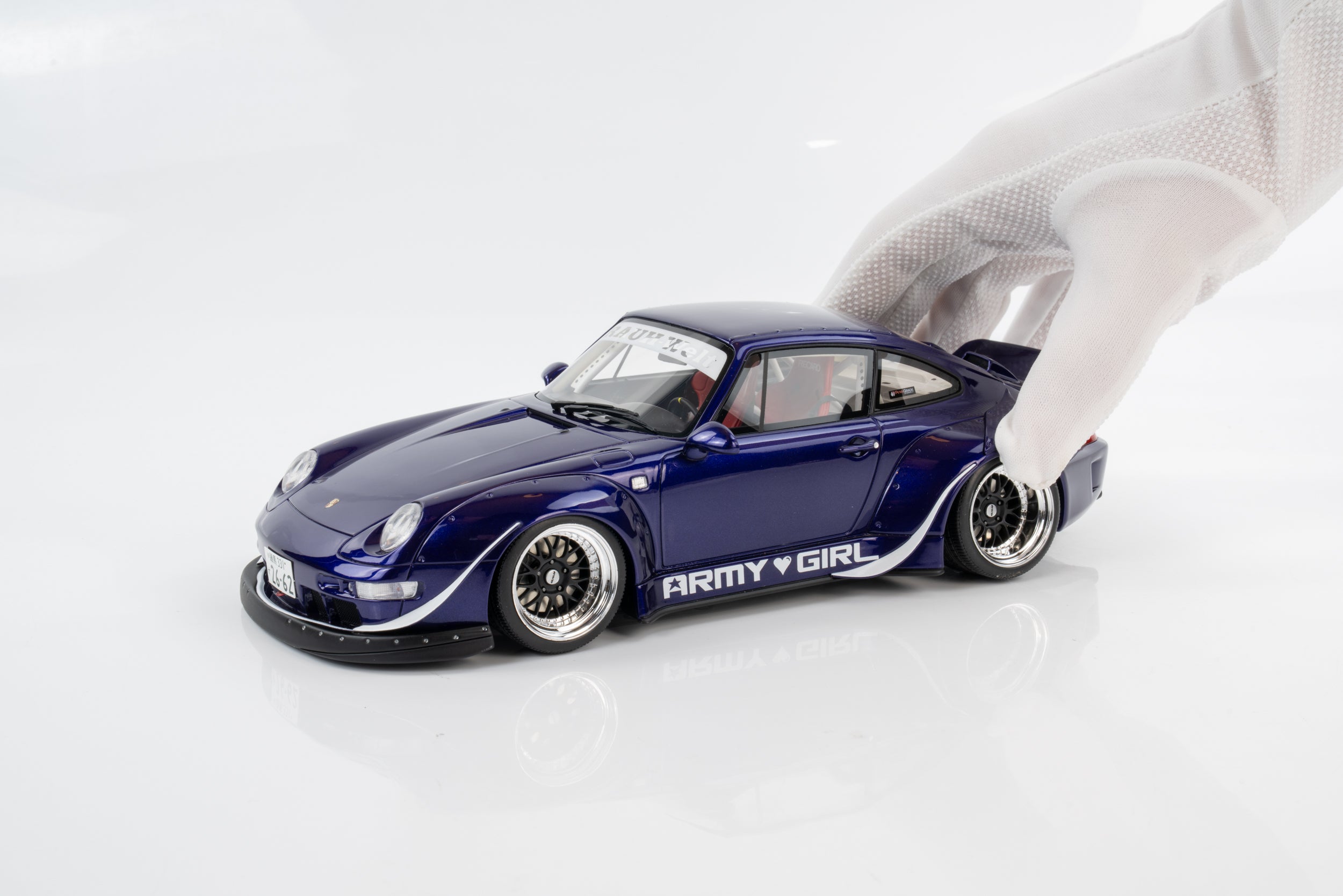 GT Spirit 1:18 Porsche 911 (993) RWB "Army Girl" Purple 2015 Limited Edition Model Car