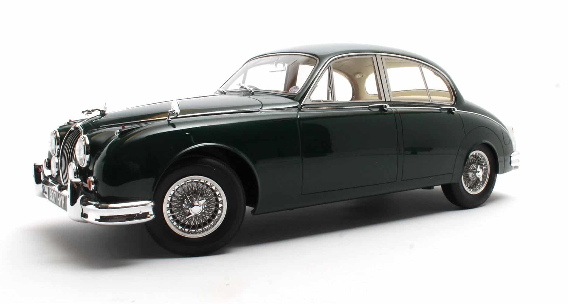 12ART - 1:12 Jaguar Mk.II British Racing Green 1959-1968 - Limited Edition Resin Model