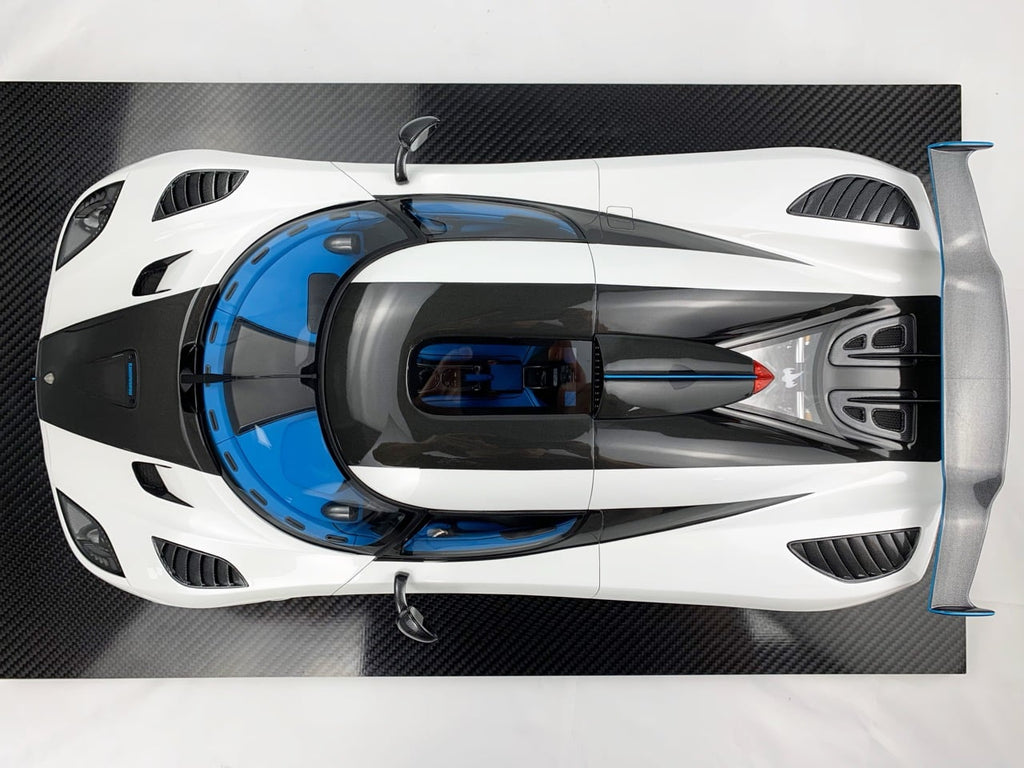 Koenigsegg-Agera-RSR-8-Large.jpeg