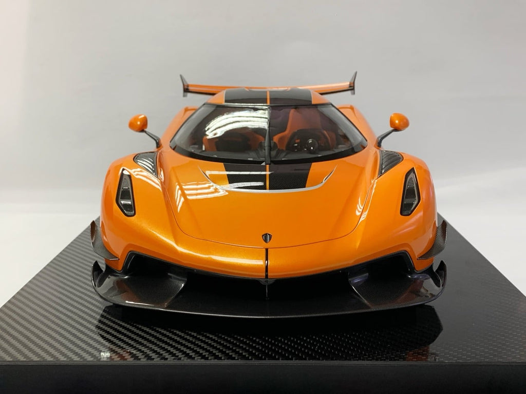 Koenigsegg-Jesko-Tang-Orange-FrontiArt-2-Large.jpeg