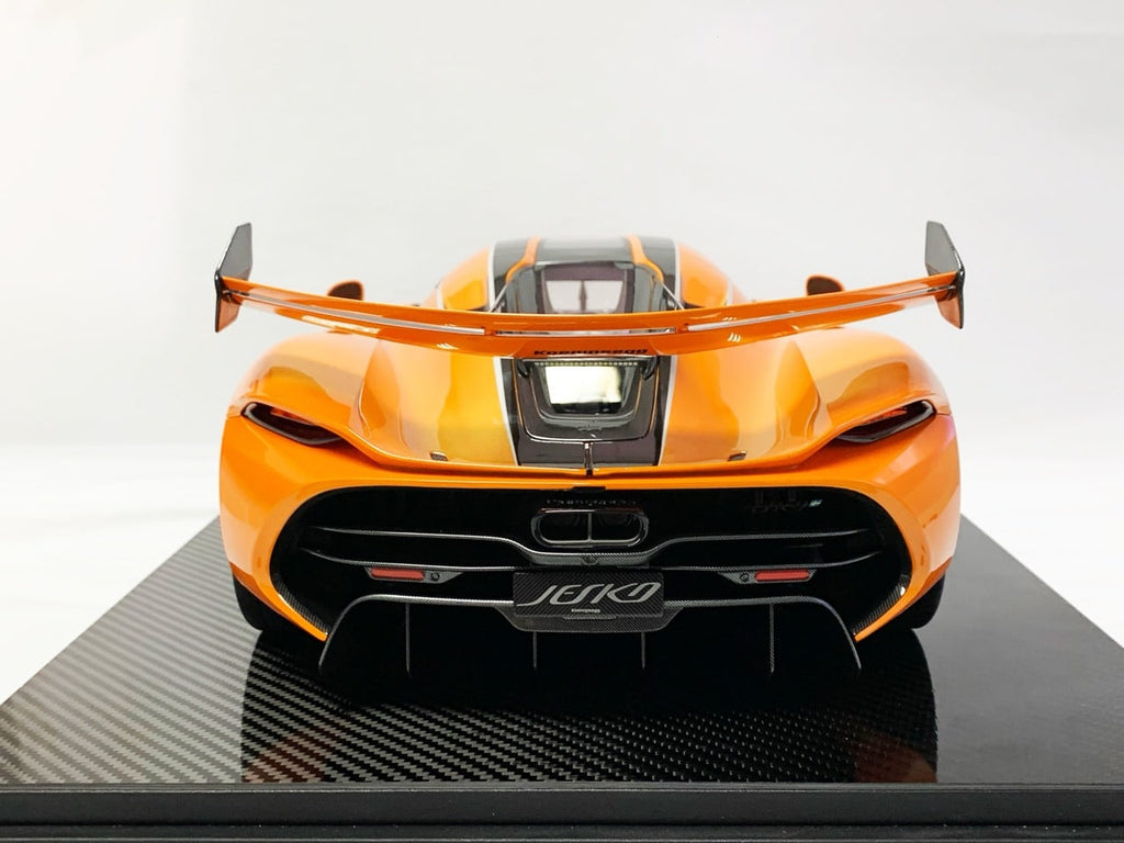 Koenigsegg-Jesko-Tang-Orange-FrontiArt-5-Large.jpeg