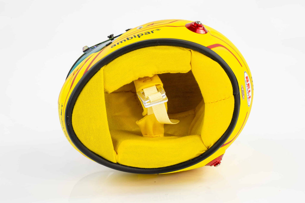 Lewis-Hamilton-Ferrari-F1-Helmet-LH2025-02-scaled.jpg