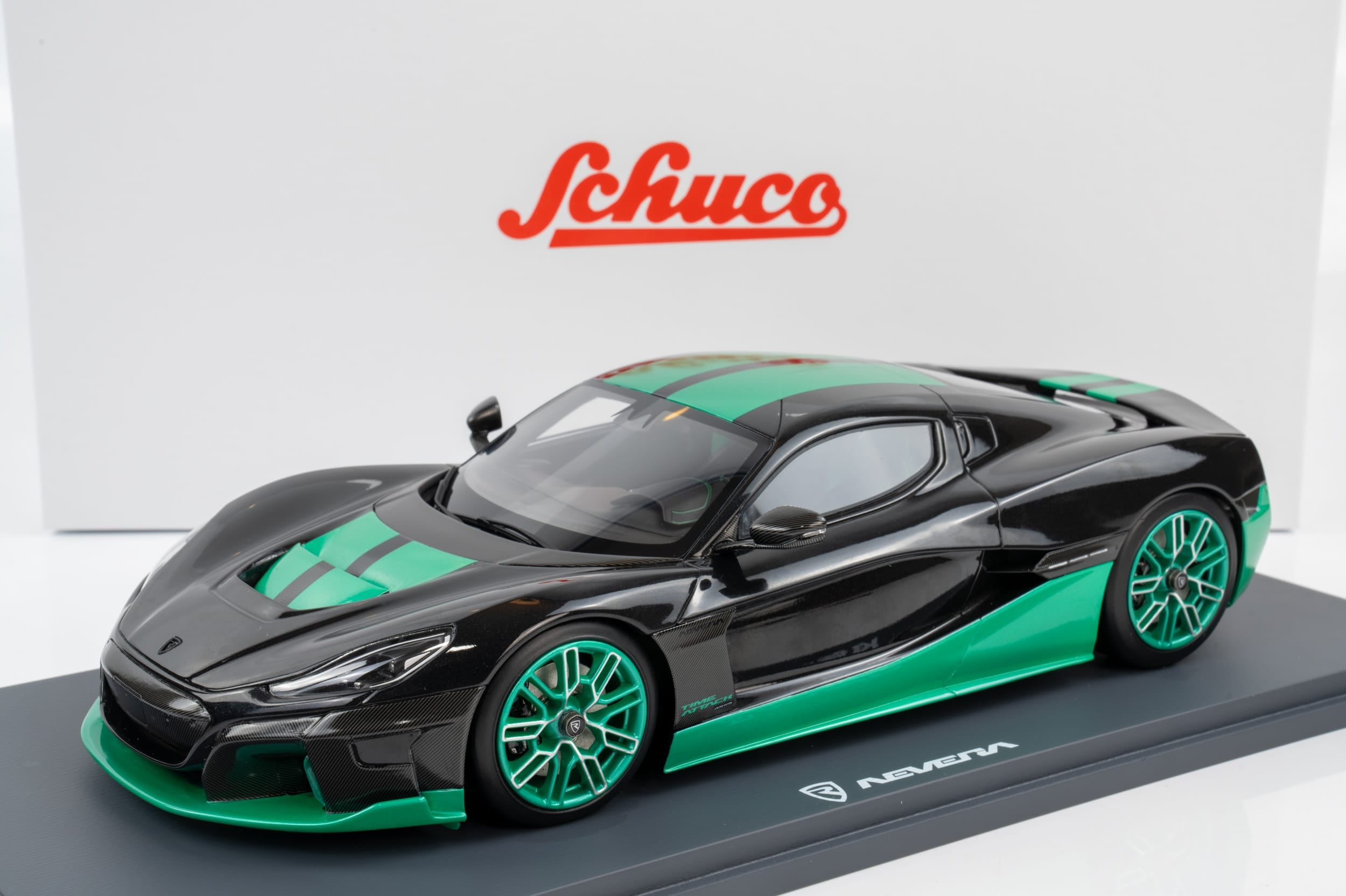 GT Spirit Schuco - 1:18 Rimac Nevera Record Black 2023 - Resin Model