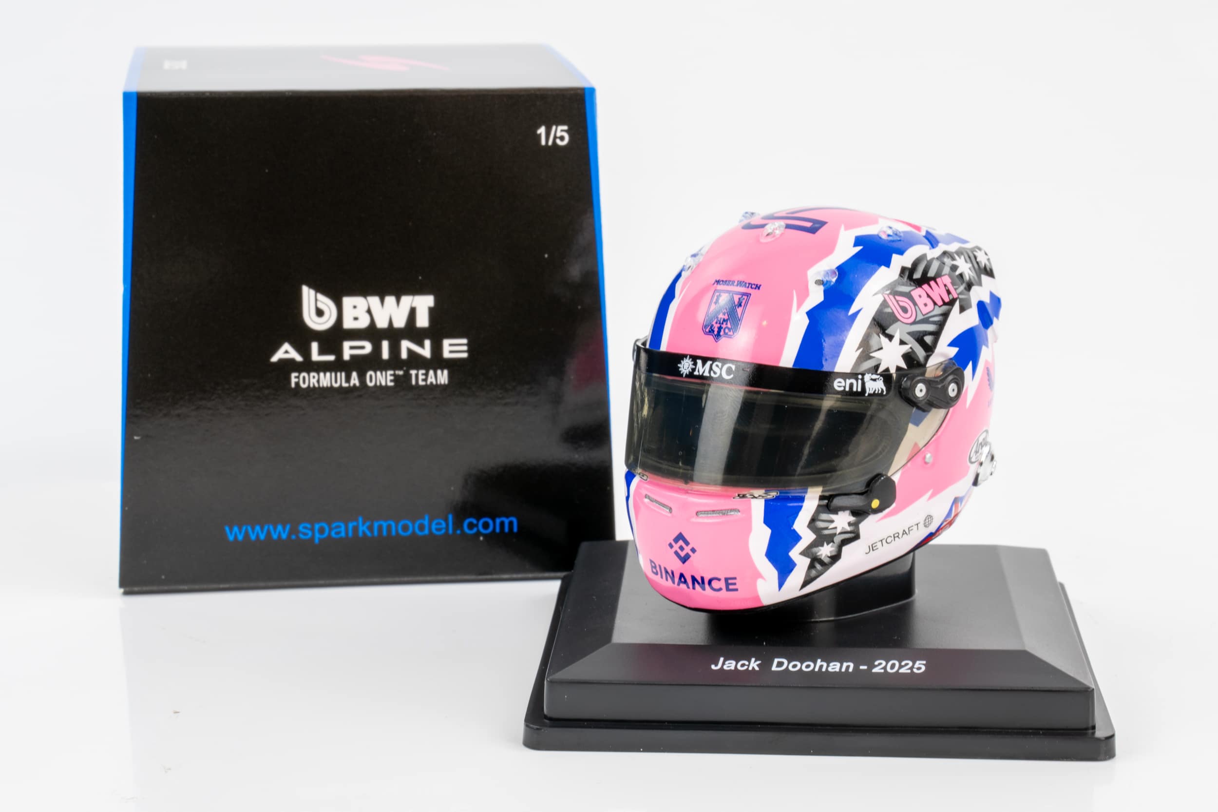 Spark Models Spark - 1:5 Jack Doohan 2025 F1 Season - Helmet Replica