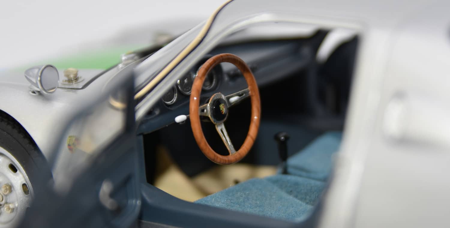 Steering_wheel_large.jpg