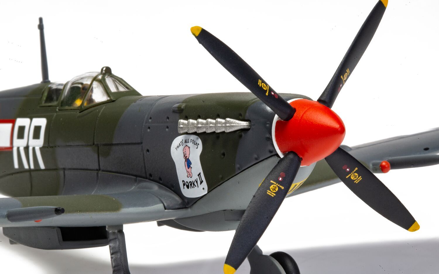 aa29104_10.jpg