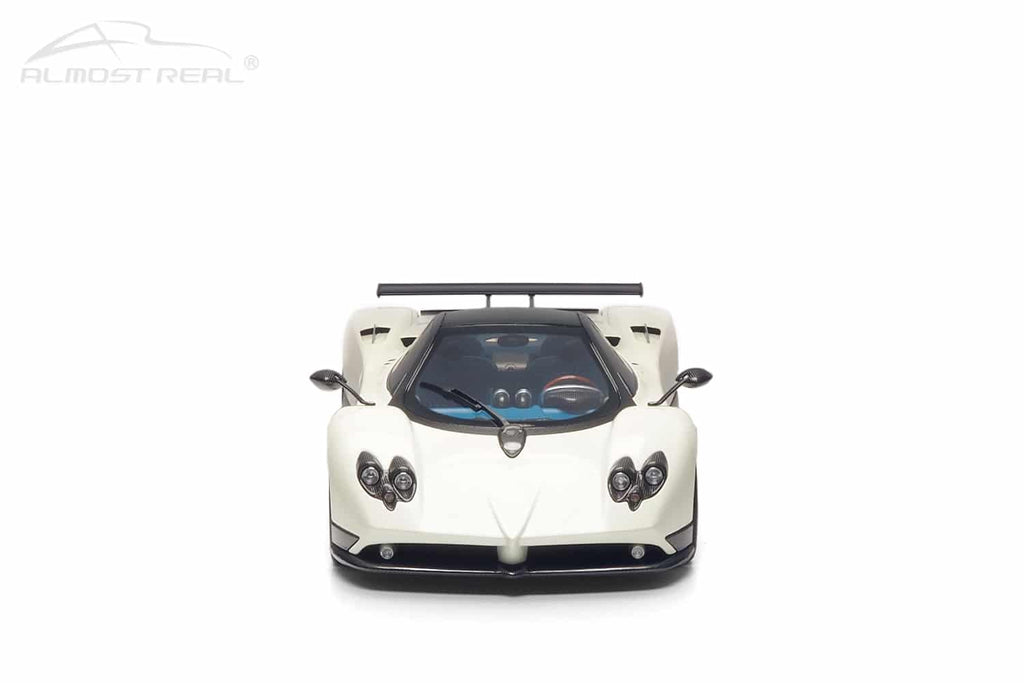 almost-real-pagani-zonda-bianco-fabriani-850407001-image3.jpg