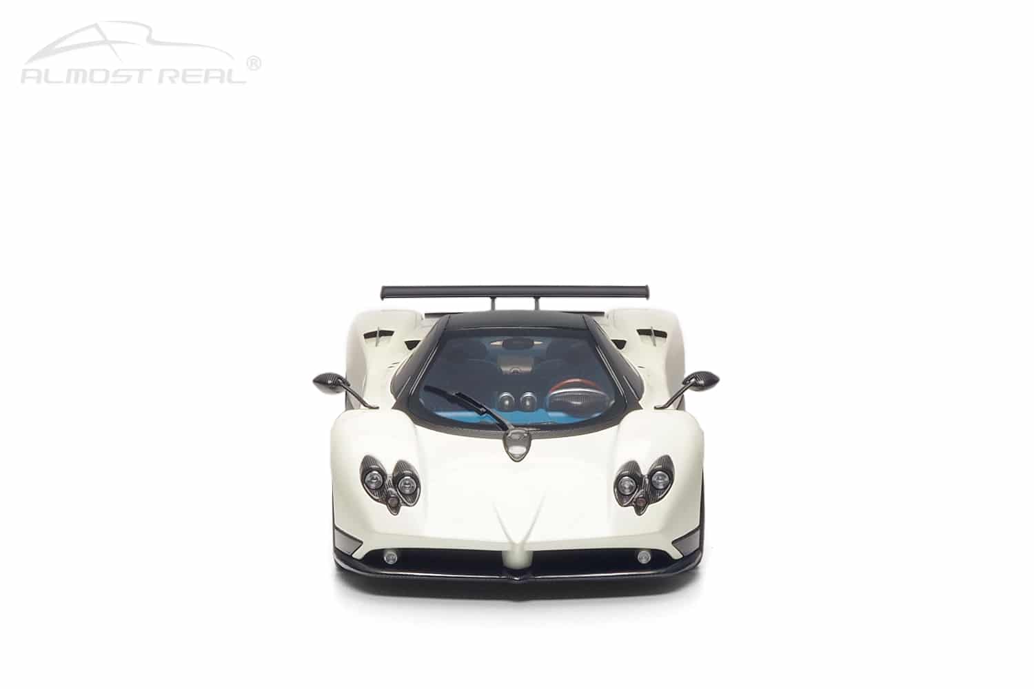 almost-real-pagani-zonda-bianco-fabriani-850407001-image3.jpg