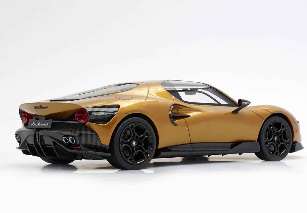 bbr-P18264E-alfa-romeo-stradale-33-ocra2.JPG