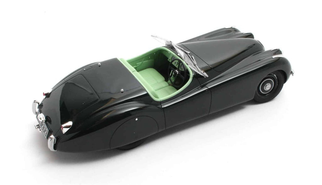 cult-scale-jaguar-xk120-ots-image.9.jpg