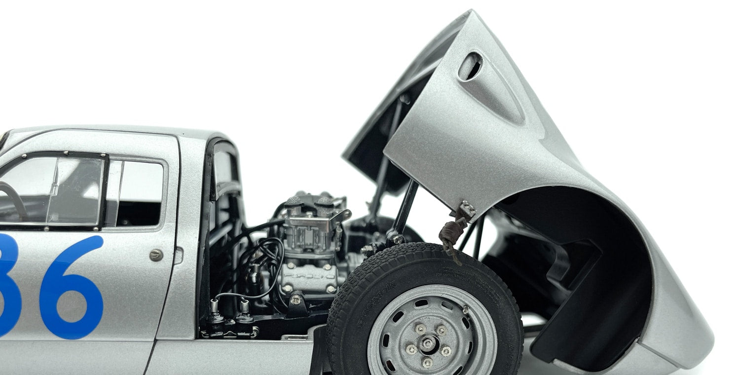 rear_hood_open.jpg