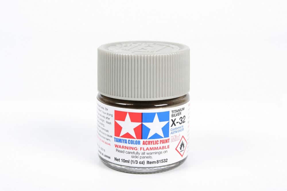 Tamiya - 10ml Acrylic Mini X-32 Titan Silver Paint (81532)