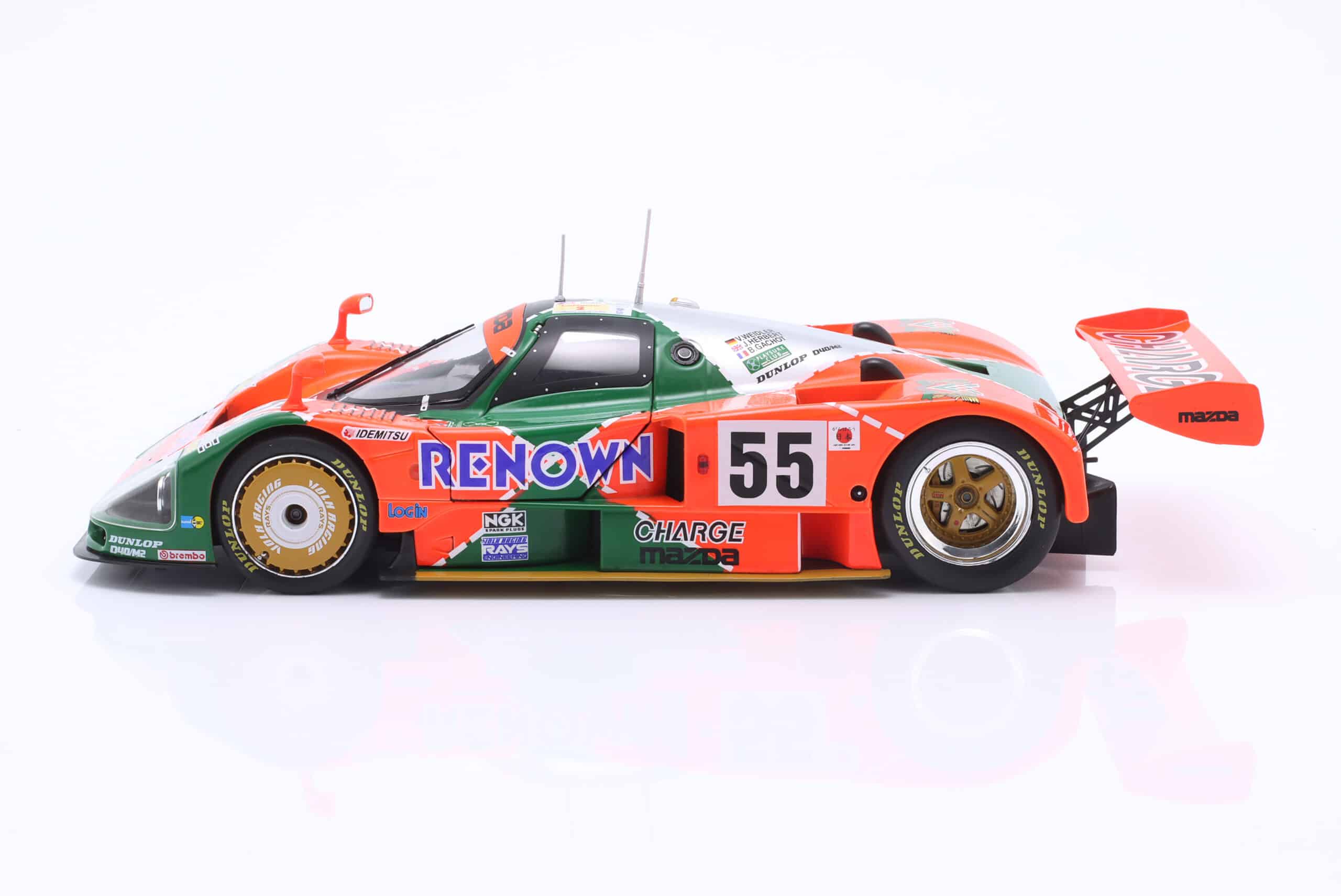 werk83_1_18_mazda_787b_no55_winner_24h_lemans_1991-5-scaled.jpg